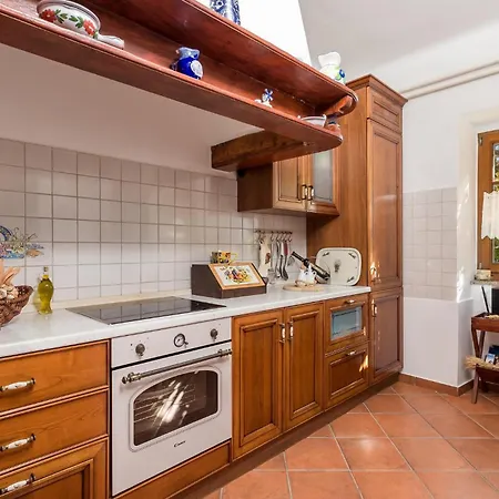 2 Bedroom Cozy In Rukavac * Rukavac (Primorje-Gorski Kotar)