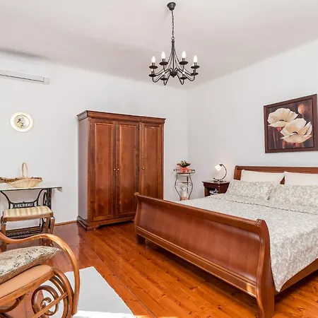 Holiday home 2 Bedroom Cozy In Rukavac *